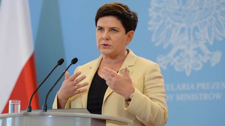 Beata Szydło odpowiada Emmanuelowi Macronowi: doradzam prezydentowi Francji, żeby zajął się sprawami swojego kraju