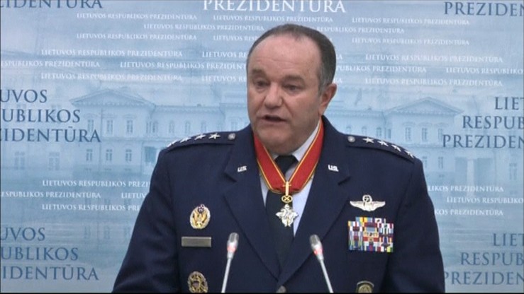Breedlove: NATO przechodzi w Europie Wschodniej do odstraszania