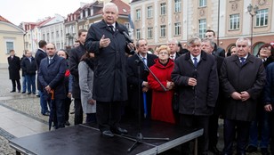Błaszczak o kontrmanifestacji w czasie miesięcznicy: Prostactwo i zdziczenie obyczajów