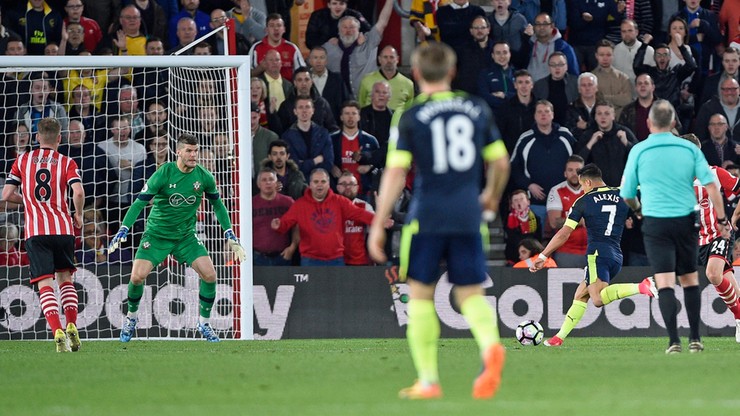 Nadzieje Arsenalu na TOP4 odżyły! Zwycięska zaległość z Southampton