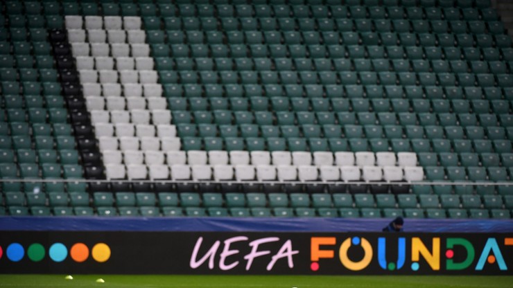 LM: bez zorganizowanych grup kibiców Legii na wyjazdach. Jest zakaz UEFA