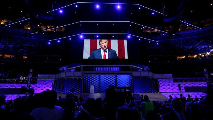 Trump w ogniu krytyki za swoje słowa o rodzicach muzułmańskiego oficera armii USA
