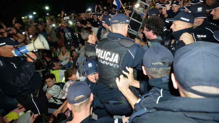 19 wniosków do sądu po niedzielnych manifestacjach