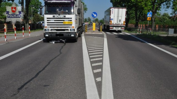 Ośmiolatka potrącona przez TIR-a. Na pasach tuż obok szkoły