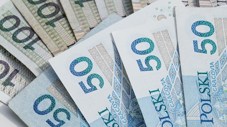 Ukradł 50 zł na stacji paliw. Sędzia z Żyrardowa usunięty z zawodu
