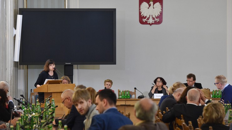 "Potomkowie osób pełniących obowiązki Polaka". Sejmowy spór o antysemityzm