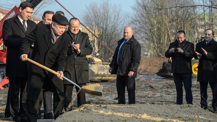 Kaczyński wbił łopatę pod nową inwestycję w ramach programu "Mieszkanie+"