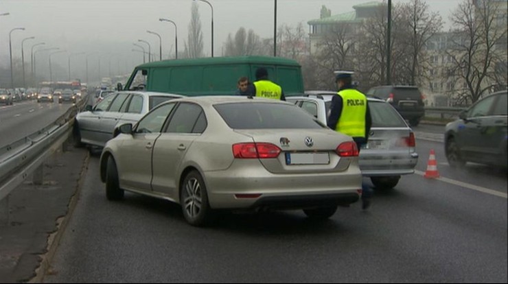 Kierowca nie żyje, wcześniej zasłabł za kierownicą