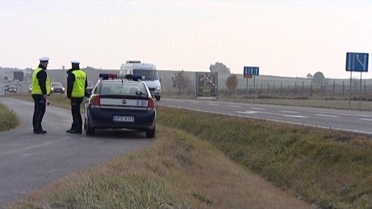 Długi weekend na drogach: zginęło już 19 osób, 231 zostało rannych