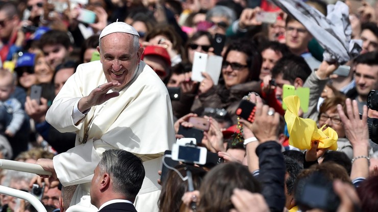Franciszek: jałmużna gestem miłości i troski