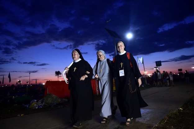 Nocne czuwanie w Brzegach. Tak czekali na Franciszka