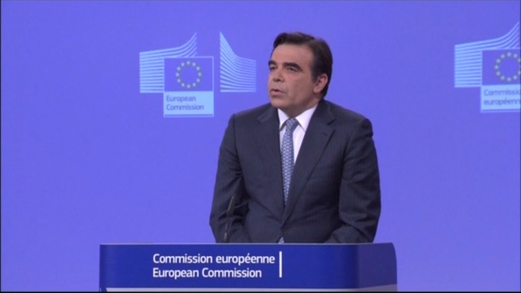 Komisja Europejska w środę przedstawi stanowisko ws. Polski