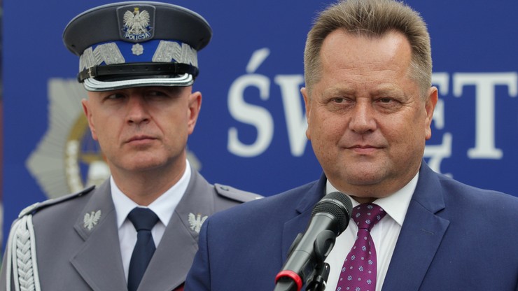MSWiA: działania ws. napisu na nagrobku Bieruta - zgodne z przepisami