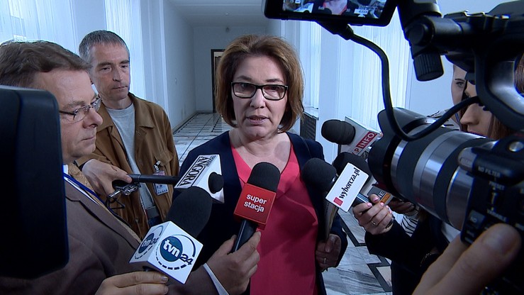 Mazurek: mam nadzieję, że Kopacz starczy odwagi, by powiedzieć, co robiła w Smoleńsku