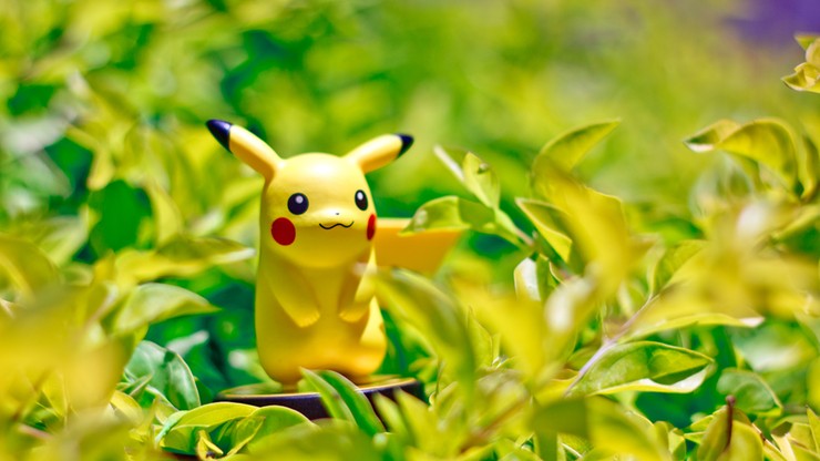 Przyłożyła do telefonu palec śpiącej matki, by kupić Pokemony za 250 dolarów