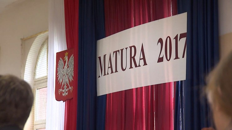 Matura z jęz. angielskiego. M.in. o mieszkaniu na łodzi i rekinie 3D