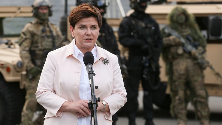 Szydło o Mieszkanie+: ludzie mogą się zapisywać w kolejce na swoje mieszkania