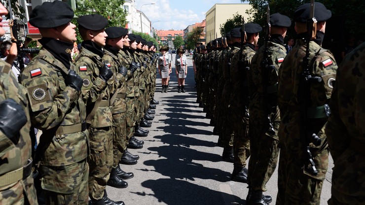Apel pamięci z przywołaniem m.in. ofiar katastrofy smoleńskiej. W Poznaniu obchody 60. rocznicy Czerwca'56