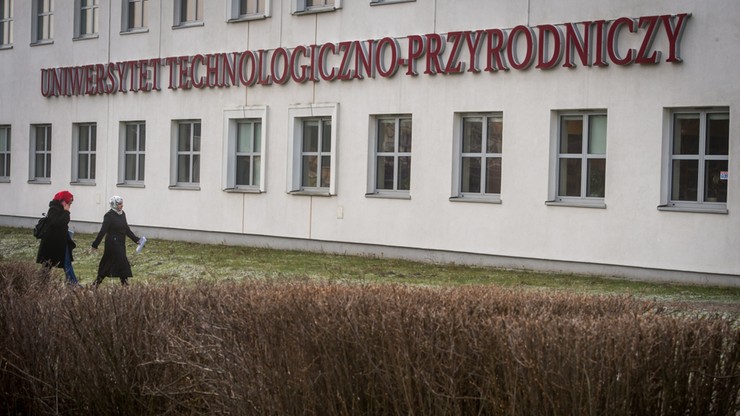 Bydgoszcz: senat uniwersytetu za odwołaniem rektora. Po tragedii na otrzęsinach
