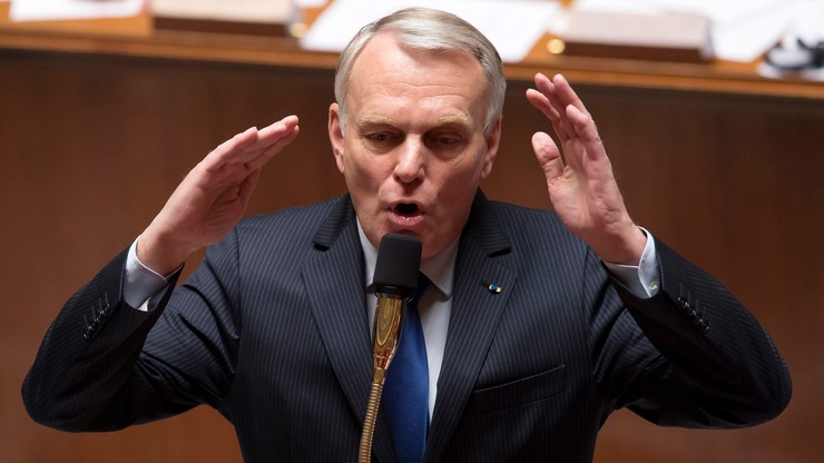 Przetasowania we francuskim rządzie: były premier szefem MSZ