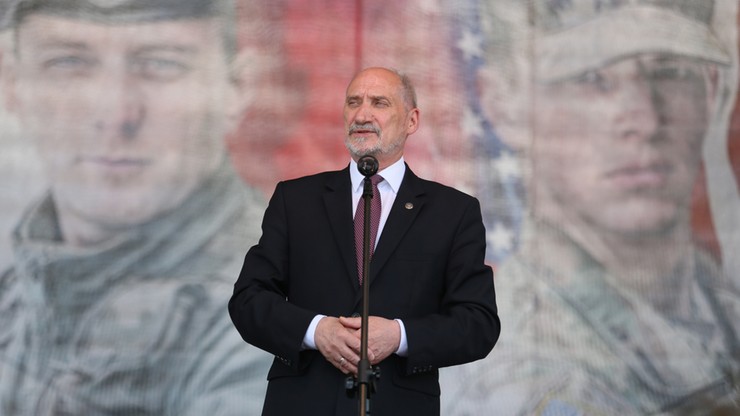 Macierewicz poruszył wątek smoleński podczas rozmów z Amerykanami