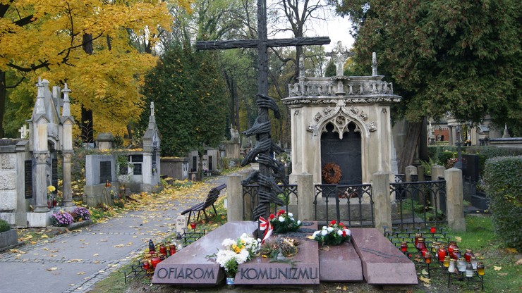 Zakończyła się ekshumacja szczątków na Cmentarzu Rakowickim