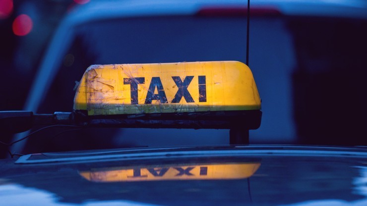 Uber uruchamia program dla głuchych i niedosłyszących kierowców