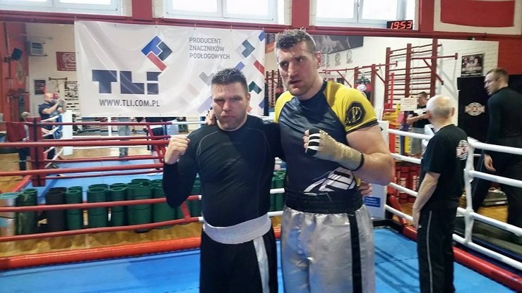 Wach sparuje z Malujdą