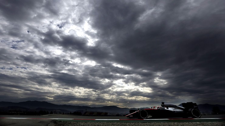 Czarne chmury nad McLarenem. Początek sezonu może być utrudniony