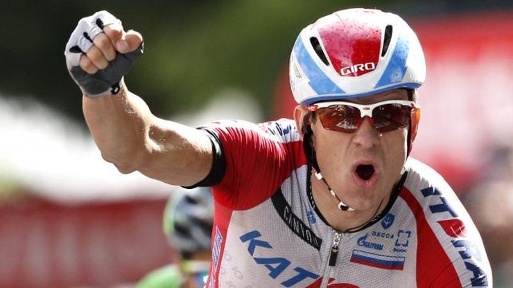 Norweski kolarz otrzymał pomoc od teamu F1