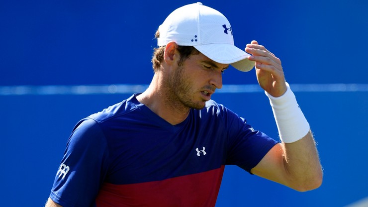 ATP w Londynie: Sensacyjne porażki Murraya i Wawrinki