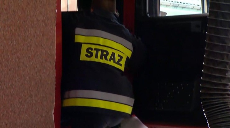 Motorowerzysta zginął w zderzeniu z busem wiozącym dzieci