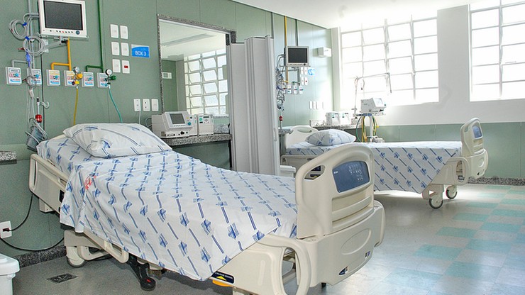 Onkologia: lekarze i pacjenci przeciwni rezygnacji z wielodyscyplinarnych konsyliów. "Ucierpią chorzy"