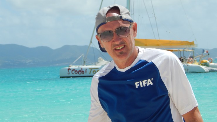 W raju też grają w piłkę. A trenuje ich Polak...