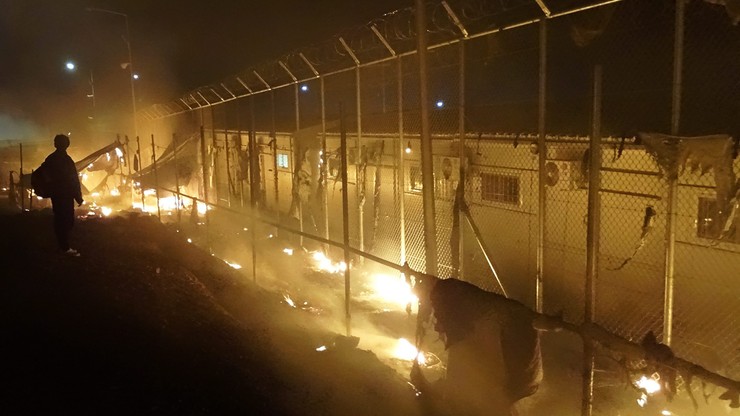 Demonstracja migrantów na wyspie Lesbos. Nie chcą być odesłani do Turcji