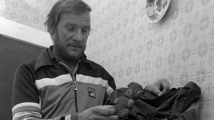 Byle do świtu, byle przeżyć - 30 lat temu Polacy pokonali zimą Białą Górę