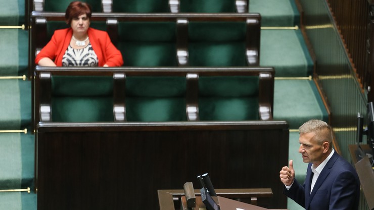 Sejm: wszystkie kluby za dostępem do preparatów z konopi