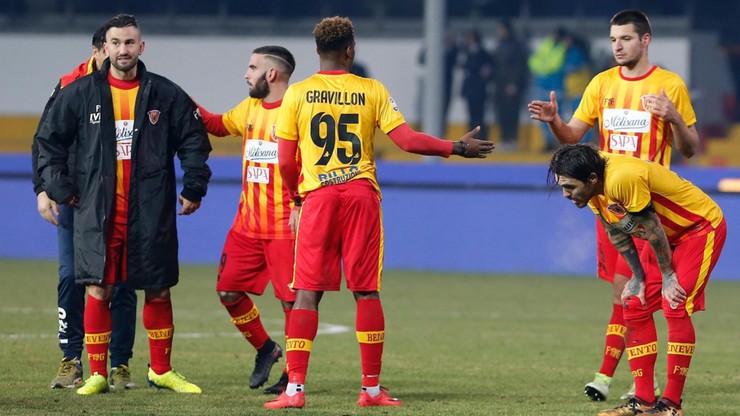 Historyczne zwycięstwo Benevento! Roma znowu traci punkty