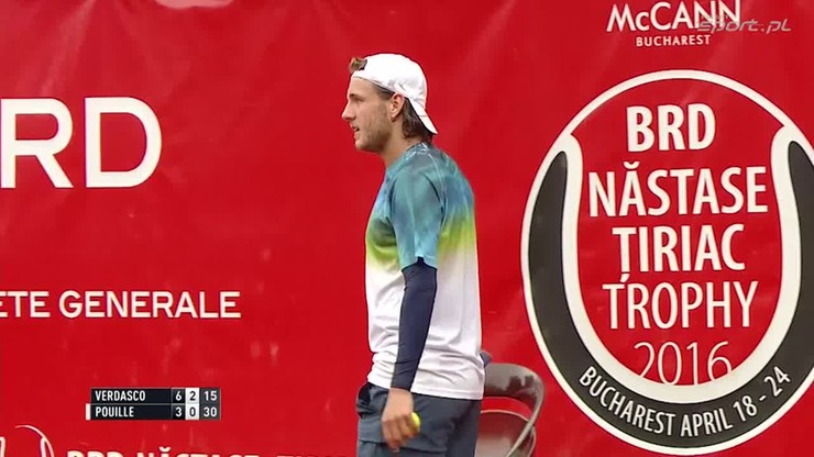 ATP Bukareszt: Pouille zagapił się po swoim serwisie (WIDEO)