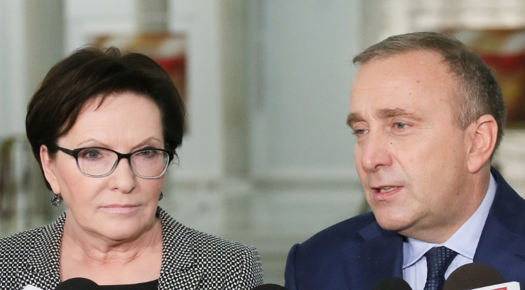 "Pułapka plus". Kopacz o polityce prorodzinnej PiS