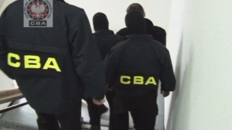 Wyłudzali VAT na wielką skalę. CBA zatrzymało ponad 70 osób