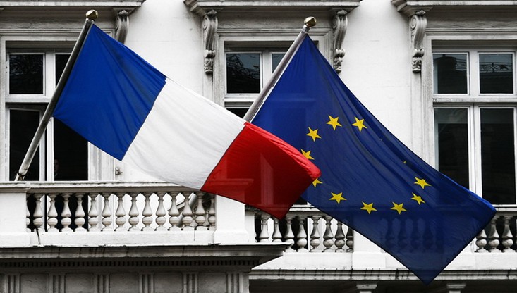 Unijny komisarz ds. praw człowieka krytykuje Francję