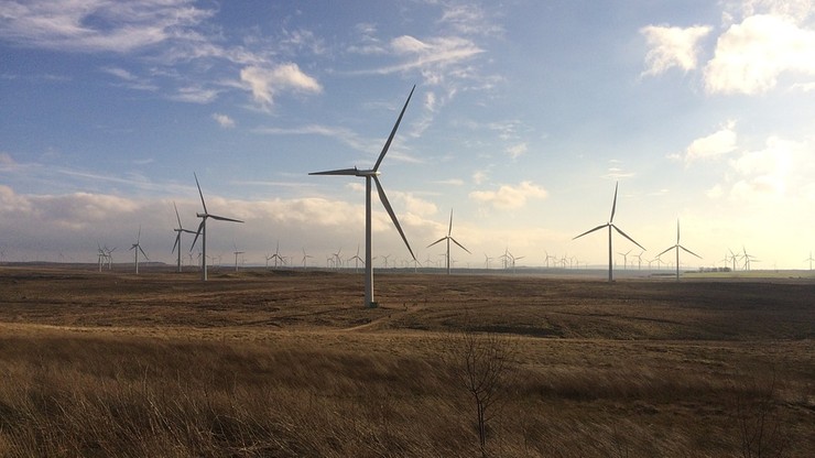 Kraje UE chcą, by udział energii ze źródeł odnawialnych wyniósł 27 proc. do 2030 r.