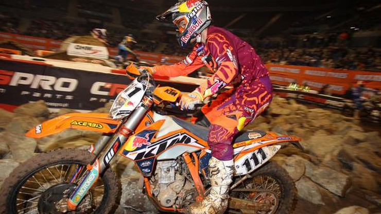 Błażusiak upadł, ale obronił pozycję lidera MŚ