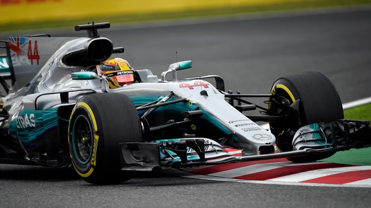 Formuła 1: Pole position Hamiltona na Suzuce