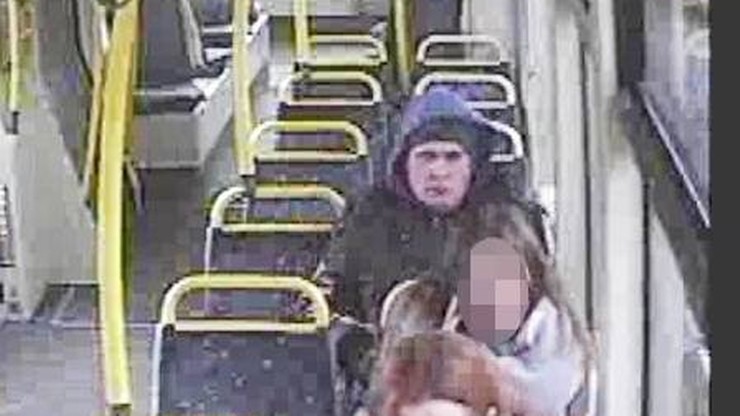 Łódź: obcinał kobietom włosy w tramwajach. Został zatrzymany
