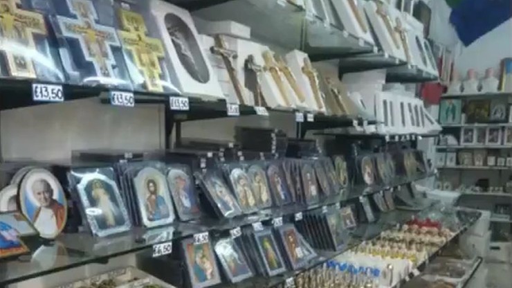 Akcja Gwardii Finansowej w Watykanie. Skonfiskowano 700 tys. dewocjonaliów i pamiątek