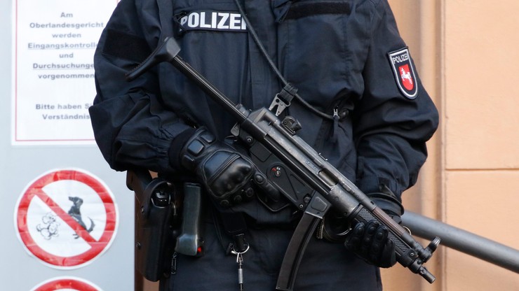 Niemcy zatrzymali Tunezyjczyka. Mógł strzelać do Polaków w czasie zamachu w Tunisie