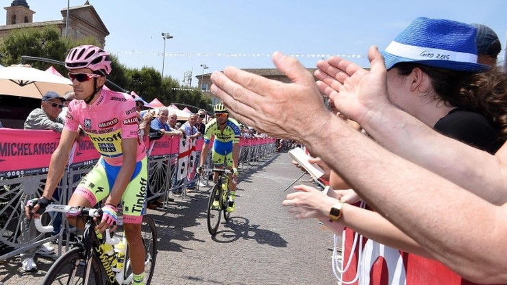 Udana ucieczka Włochów, Contador wciąż liderem