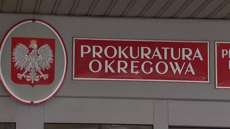 Katowicka prokuratura przesłuchała podejrzanych o korupcję. Wśród składających zeznania był syn senatora PiS
